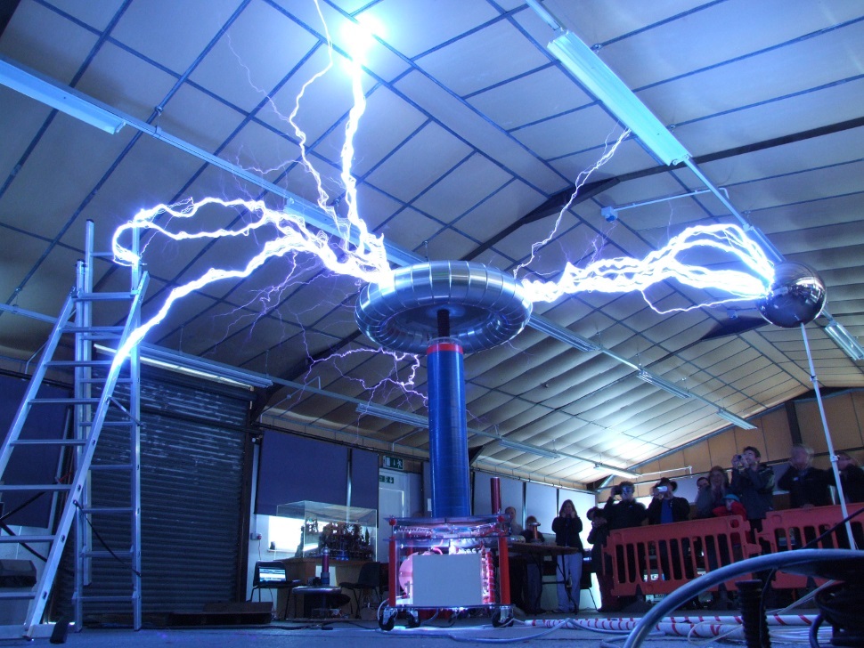 Phillip's Big tesla coil at Cambridge 2013